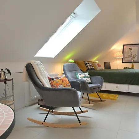 Studio Savoir & Vivre Adults Only - Anno 2021 - *